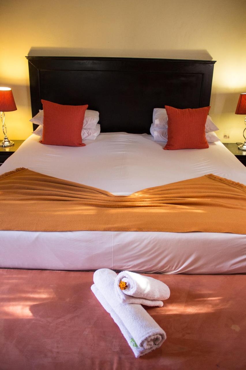 Maple Guest House Pretoria Ngoại thất bức ảnh