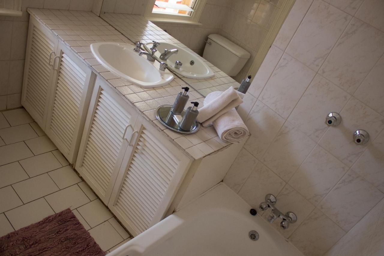 Maple Guest House Pretoria Ngoại thất bức ảnh