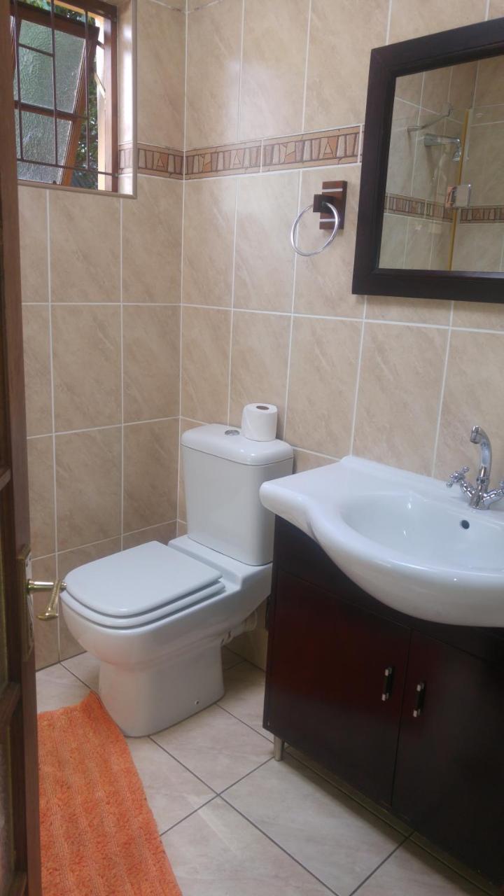 Maple Guest House Pretoria Ngoại thất bức ảnh